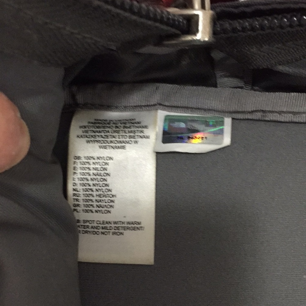 The North Face Red Recon Backpack Padded Back , Straps Hiking - Picture 7 of 15